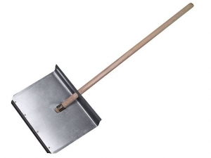 Лопата снеговая 350х370 тротуарная (алюм. с дер.черенком) STARTUL (ST9069-1) (черенок 1й сорт)